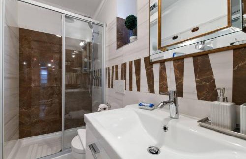 Bacvice Apartment | Joy4You Apt near Beach and Center