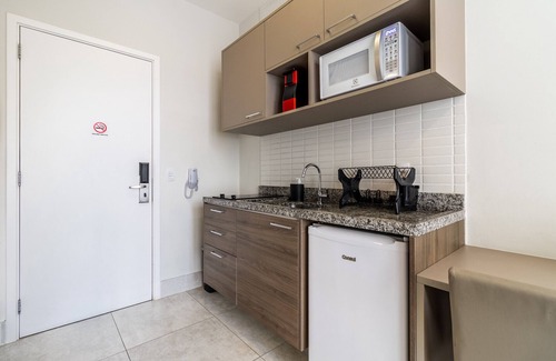 Central Zone Apartment | JP200 - Jacques Pilon Residence