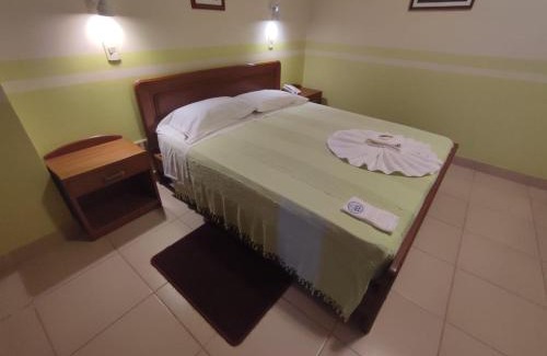 Camiri Hotel | JR HOTEL