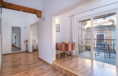 Centro Apartment | Juan De Padilla (024)