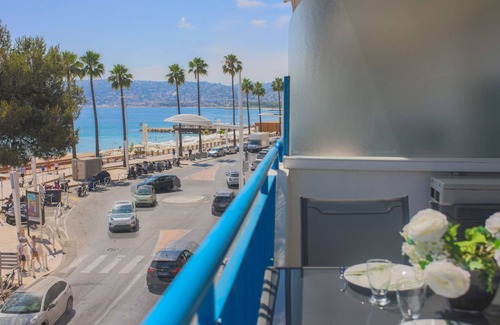 Juan-les-Pins Apartment | Juan Les Pins: apartment with incredible sea view