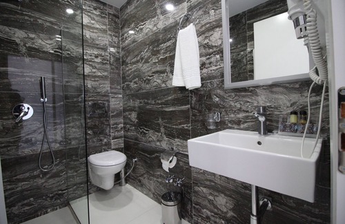 Sarande Hotel | Julia Hotel