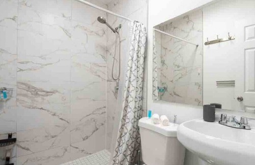 Coral Terrace House | JULIA - MIAMI - 2 · House 4BR 7beds petfriendly close to the airport