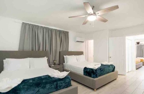 Coral Terrace House | JULIA - MIAMI - 2 · House 4BR 7beds petfriendly close to the airport