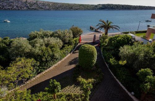 Barbat na Rabu House | Julija Crnic
