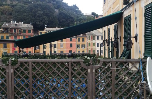 Portofino Apartment | July and August rent a bright one-bedroom apartment in the Piazzetta in Portofino
