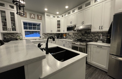 Juneau House | Juneau Gem: Hot Tub & Stunning Mountain Views
