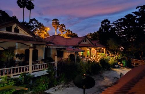Rawai House | Jungle house at Yanui beach in Rawai