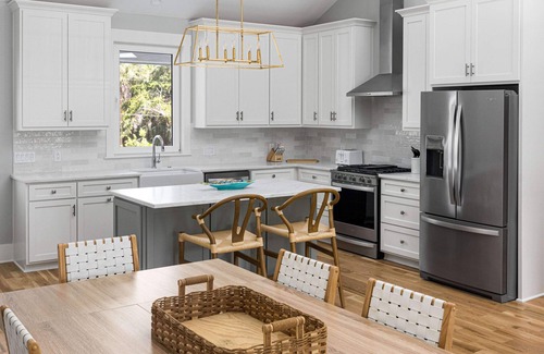 Edisto Island House | Jungle House/Pet Friendly/Luxury New Edisto Home
