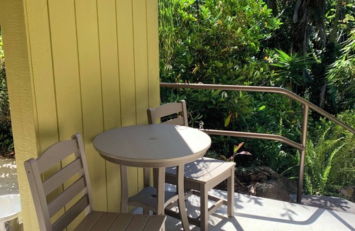 Hilo House | Jungle view bedroom with private entrance,outdoor private Bali style bathroom