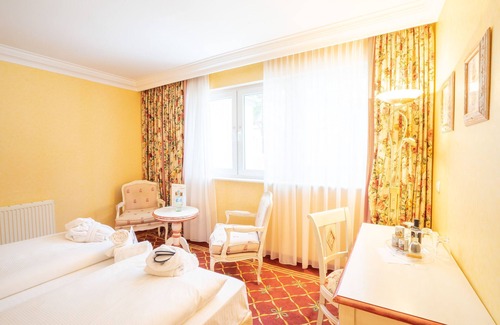 Binz Resort | Junior Suite Meerseite - Rugard Thermal Strandhotel 4 Sterne Superior