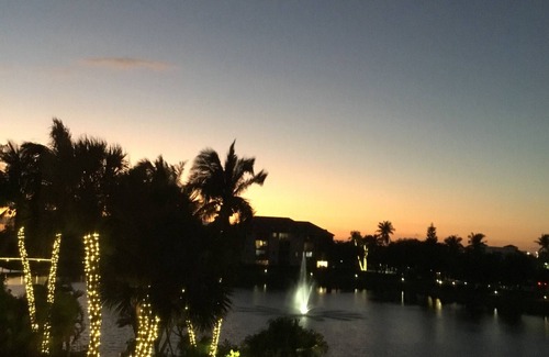 Jupiter Condo | Jupiter Bay Condo - Walk to Beach