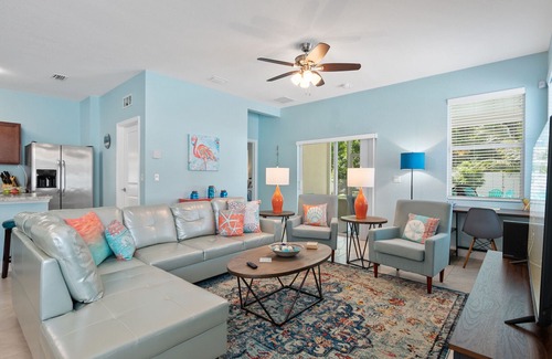 Jupiter House | “Jupiter Breeze” Beach Retreat! 4/2 newer home in center of beautiful Jupiter FL