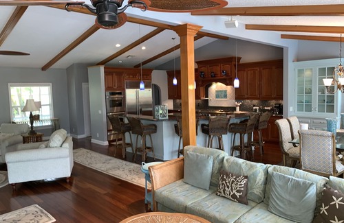 Jupiter House | JUPITER’S BEST KEPT SECRET - GATED COASTAL PARADISE ON PENNOCK POINT