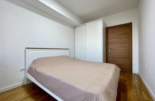 Skopje Region Apartment | Jurukov Riverside Apartment