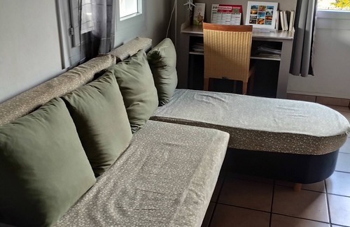 Petite-ÃŽle Apartment | Just like home Comfortable accommodation close to the city center