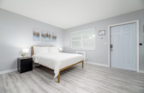 Wilton Manors Apartment | Just Off The Drive 5