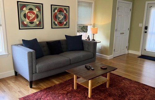 Cedar Bushes House | Just steps from Indian Bluffs! 3Bdrm Modern Gem with bonus game room!