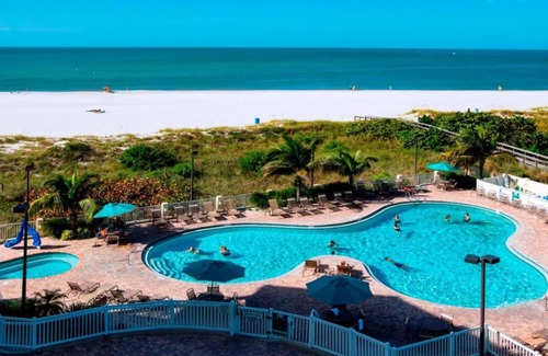 Treasure Island Hotel | Just What You Were Looking For! 3 Units w/Kitchens, Free Parking, Onsite Pool