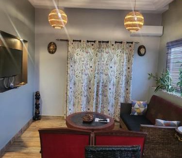 Pointe-Noire Apartment | Justin