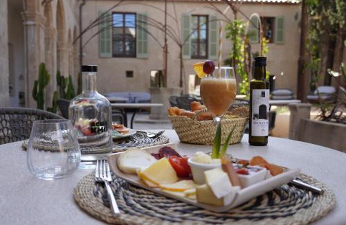 Arta Hotel | Juz de Yartan Art Hotel - Adults Only