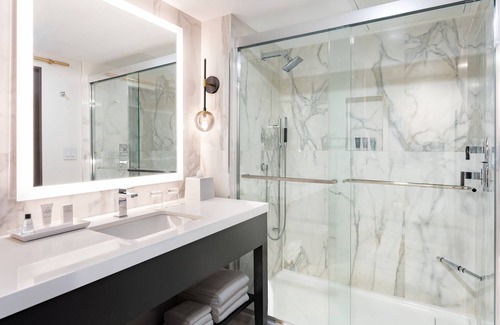 Brickell Hotel | JW Marriott Miami