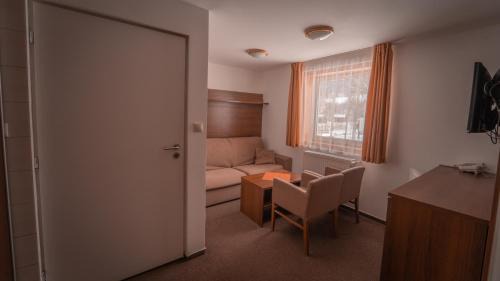 Cerveny Klastor Resort | Kúpeľné domčeky - KÚPELE ČERVENÝ KLÁŠTOR Smerdžonka