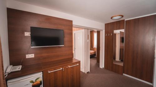 Cerveny Klastor Resort | Kúpeľné domčeky - KÚPELE ČERVENÝ KLÁŠTOR Smerdžonka