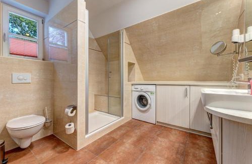 Koserow House | Küstenhaus mit eigener Sauna und Kamin ca 400 vom Ostseestrand