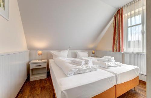 Koserow House | Küstenhaus mit eigener Sauna und Kamin ca 400 vom Ostseestrand