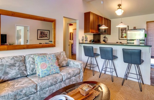 Historic Lahaina Front Street Resort | K B M Resorts: Aina Nalu Lahaina AL-C209 Stunning 2 bedroom, luxurious pool view! One block to Front Street!