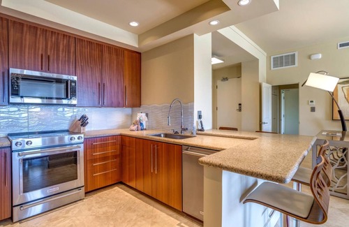 Kapalua Condo | K B M Resorts: Kapalua Golf Villa Kgv-23p2, Breathtaking Fully Remodeled Luxurious 2 Bedrooms, Includes Rental Car!