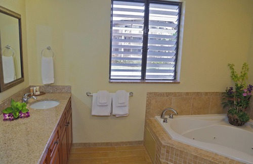 Princeville Resort | Ka'Oi Resort, Princeville Kauai, Hawaii - 2Bedroom Suite