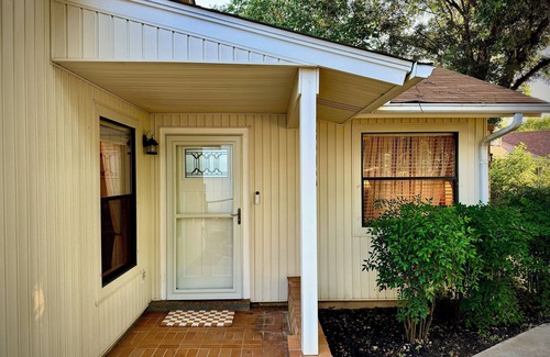 North San Antonio - SAT House | Kahu Hale - Hardberger Park San Antonio TX