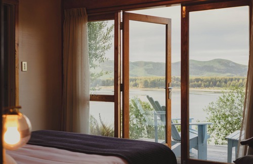 Cape Saunders Resort | Kaimata Retreat and Kakapo Cabin Otago Peninsula-Ocean view lodge for family and friends gatherings
