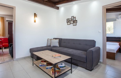 Gennadi Cottage | Kalimera Villa By the Sea