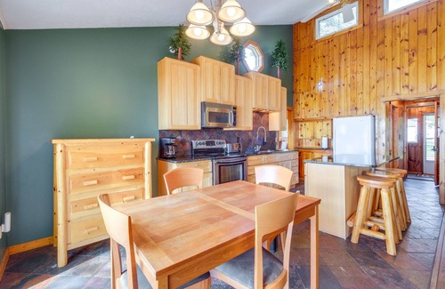Kalkaska Cabin | Kalkaska Retreat: Private Hot Tub, Dock, Fireplace