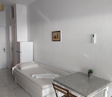 Panormos Apartment | Kalymnos Platy Gialos Mousellis Makis Apartments