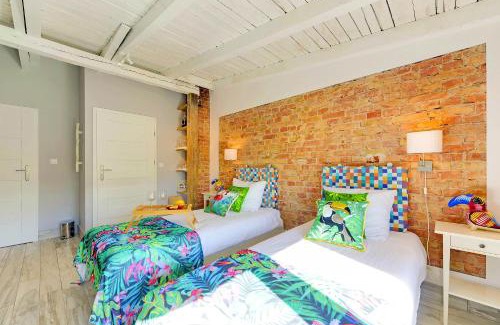 Gdynia Hostel | Kamienica Gdynia hotelowe komfortowe łóżka, plaża Orłowo molo