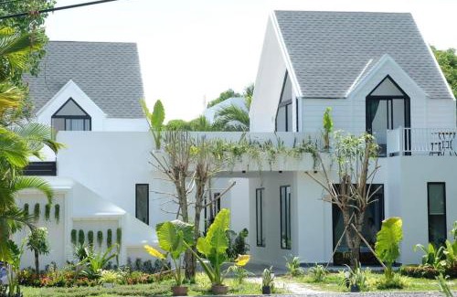 Kampot Hotel | Kampot River Bungalows (New)