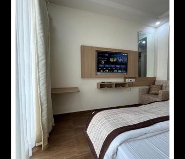 Greater Noida Apartment | Kanha Premium Suits