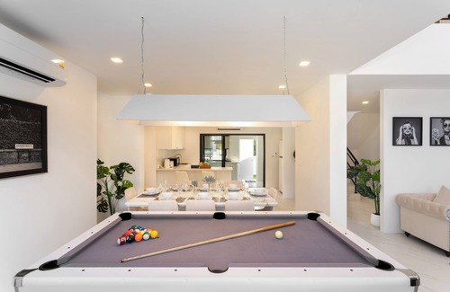 San Phranet Villa | Kanna British Pool Villa
