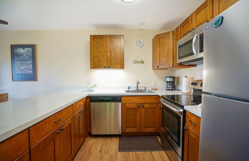 Kapaa Condo | Kapa'a Top Floor Condo Fully Air Conditioned & newly furnished at Pono Kai