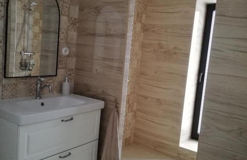 Kuri House | Kaptenite Kodu