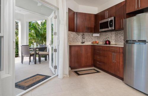 Long Bay Hills Resort | Karana Studio 1 - K1
