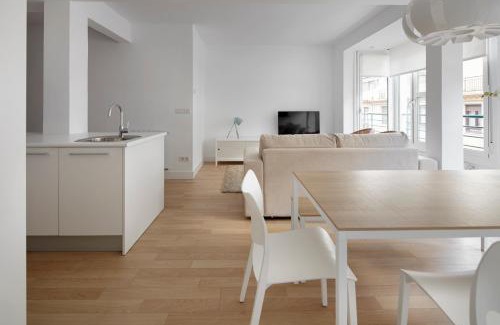 Gros Apartment | Karkizano by FeelFree Rentals
