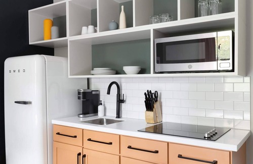 Dilworth Apartment | Kasa | Spark your creativity, unique artwork throughout | Charlotte