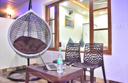 Dharampur House | Kasauli Evergreen Homestay by Splendid Hotels