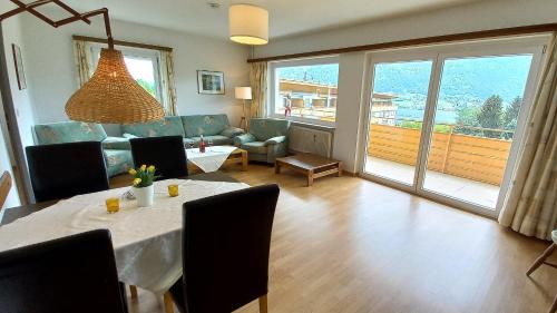Bodensdorf Apartment | KASPAR Haus KMB Seeblick Appartement am Ossiacher See mit direktem Seezugang, Hallenbad