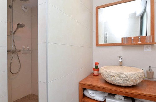 Hunawihr Apartment | Katel apartment with vineyards view